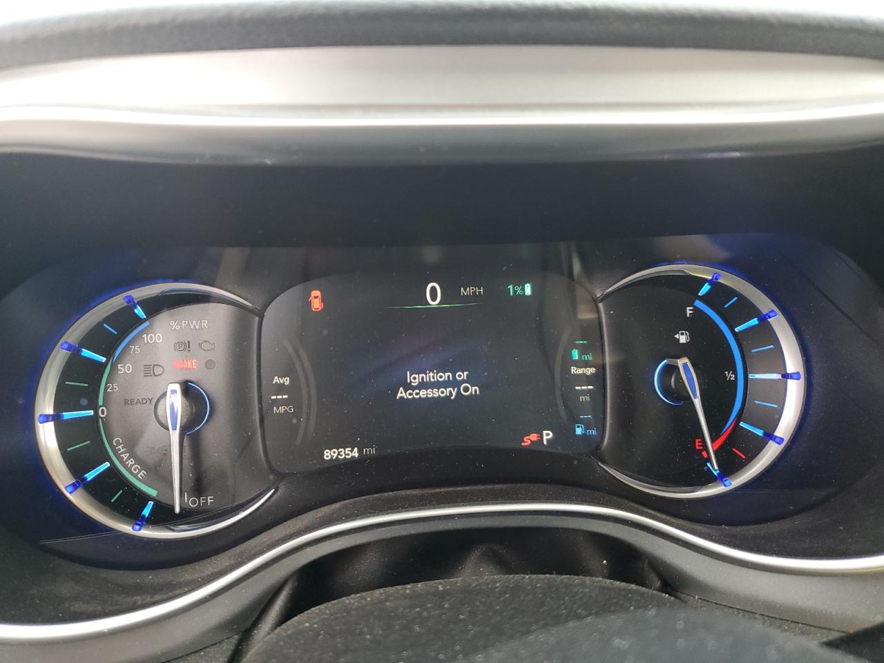 2018 Chrysler Pacifica Hybrid Limited VIN: 2C4RC1N78JR145174 Lot: 66339885