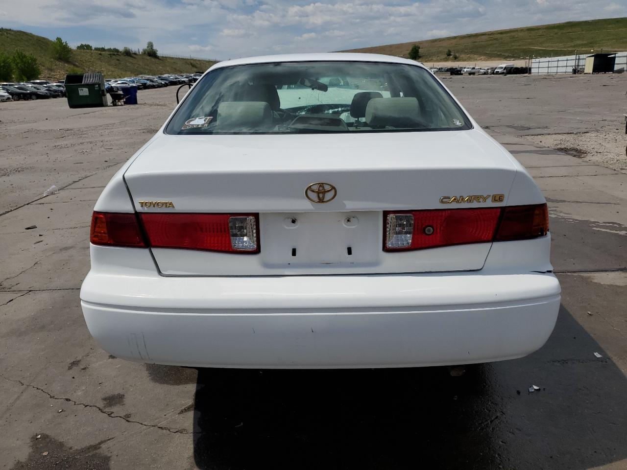 2000 Toyota Camry Ce VIN: JT2BG22K1Y0403018 Lot: 58325535