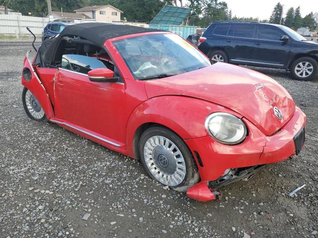  VOLKSWAGEN BEETLE 2013 Красный