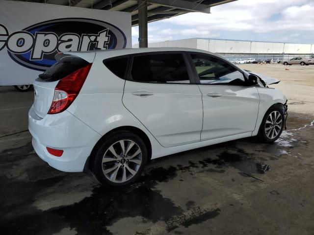 HYUNDAI ACCENT 2016 Белы