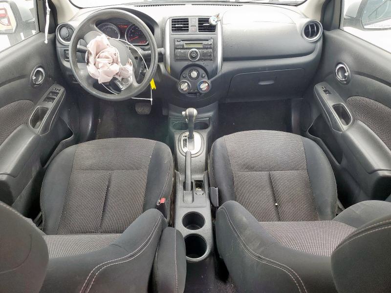  NISSAN VERSA 2014 Сріблястий