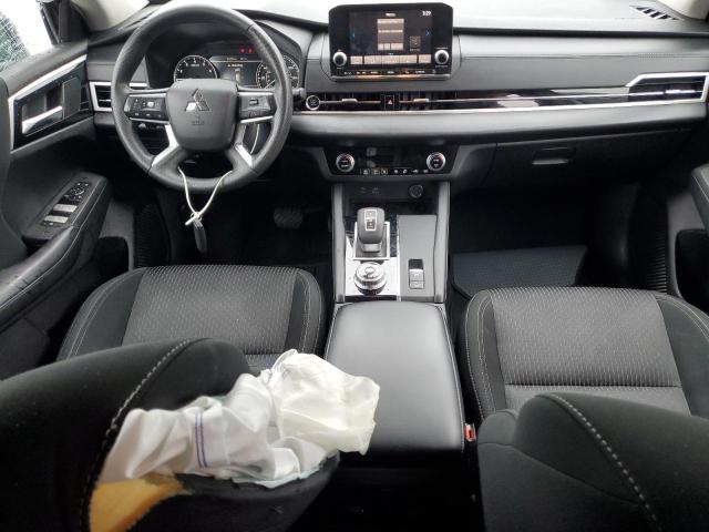  MITSUBISHI OUTLANDER 2022 Srebrny