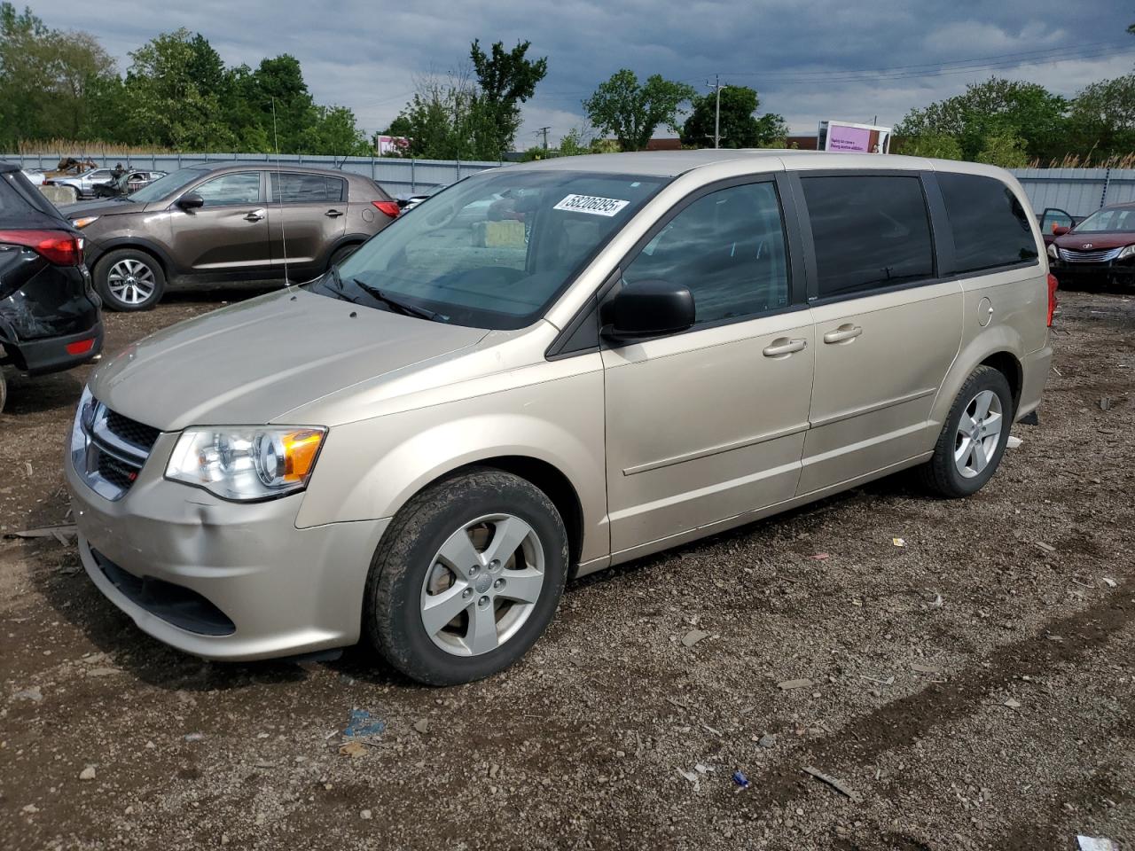 Chicago Heights, IL에서 판매 중인 2013 Dodge Grand Caravan Se - Side
