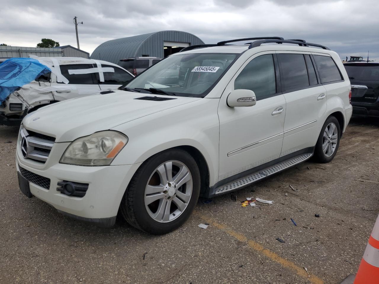 2008 Mercedes-Benz Gl 450 4Matic продається в Wichita, KS - Vandalism