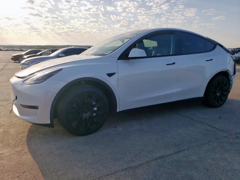 TESLA MODEL Y 2024 White