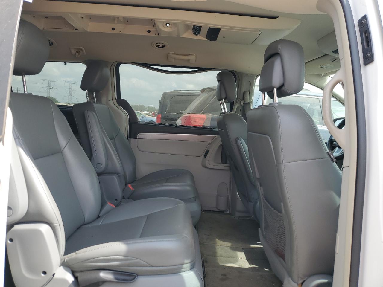 2014 Volkswagen Routan Se VIN: 2C4RVABG0ER135176 Lot: 55232985