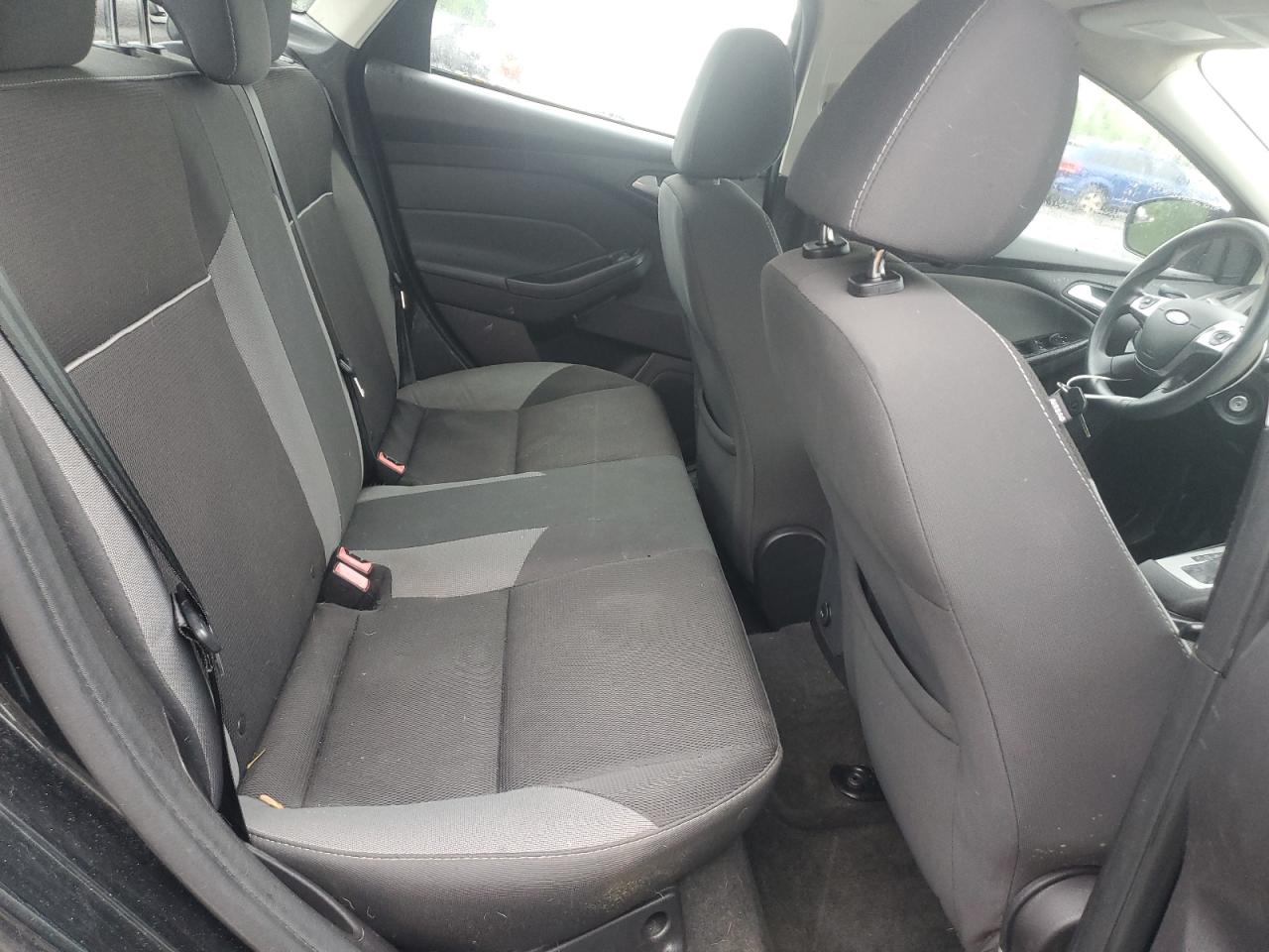 2014 Ford Focus Se VIN: 1FADP3F25EL300779 Lot: 56763655