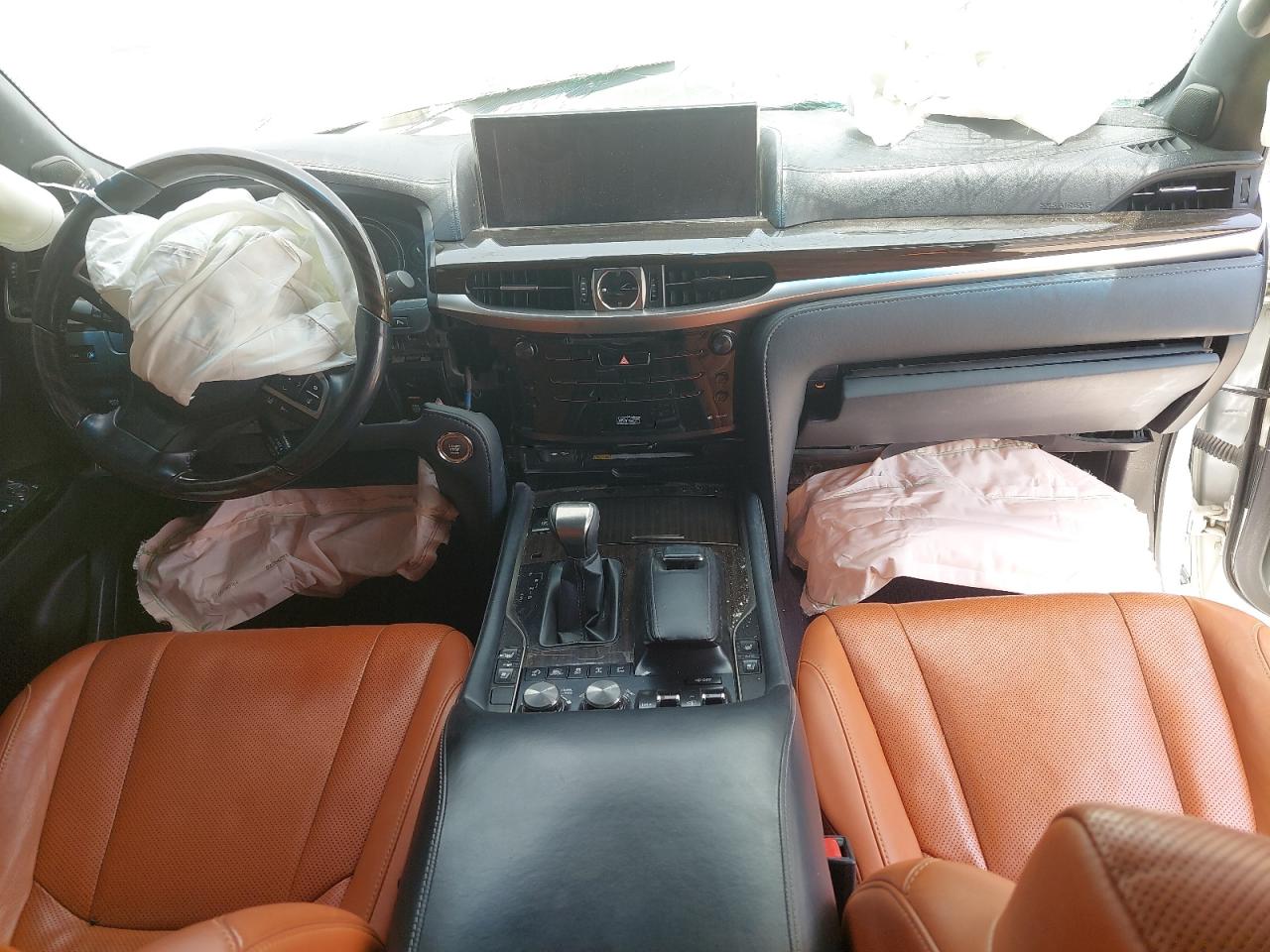 JTJHY00W0J4280185 - 2018 Lexus LX - #undefined