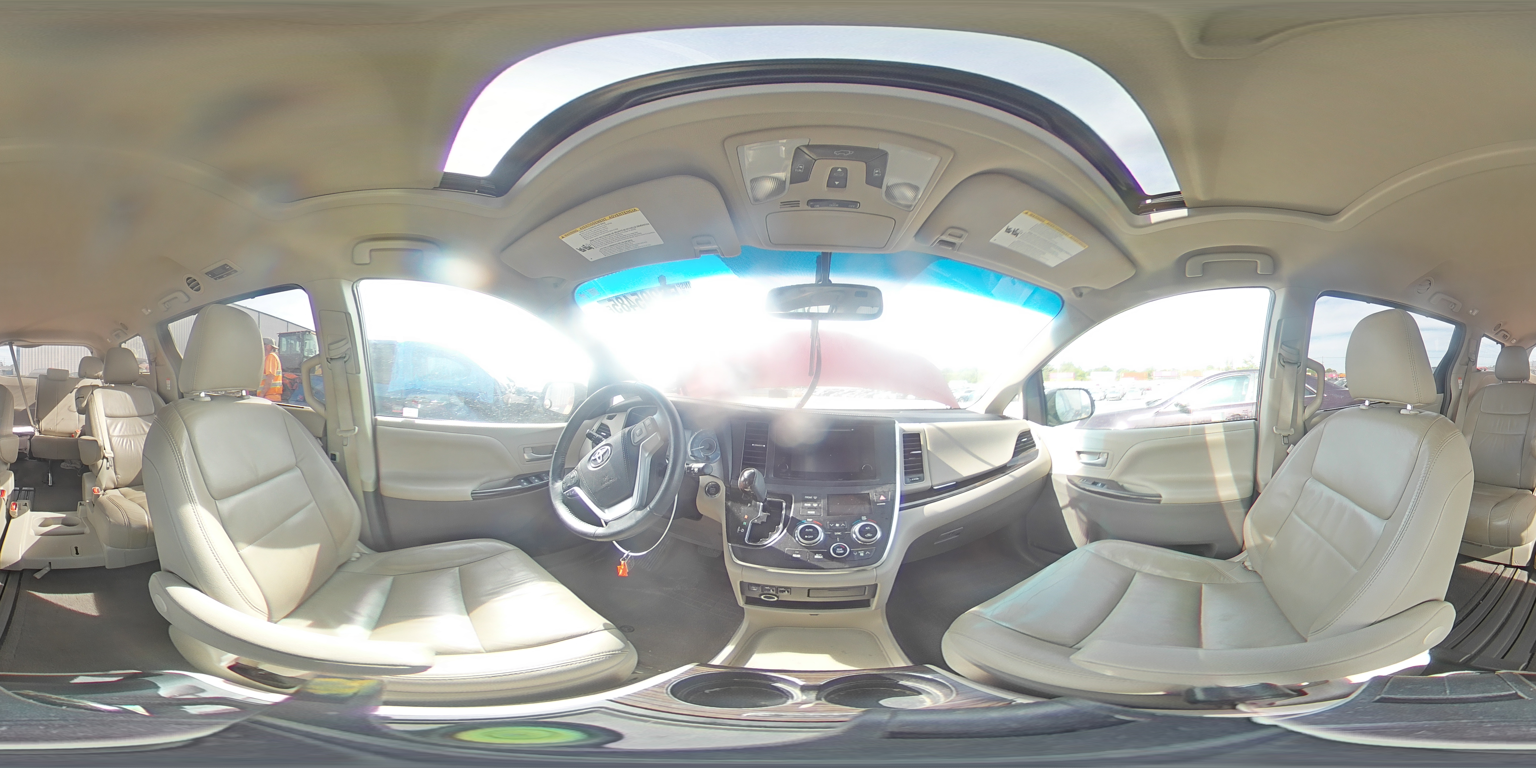 2016 Toyota Sienna Xle VIN: 5TDYK3DC5GS740072 Lot: 56295485
