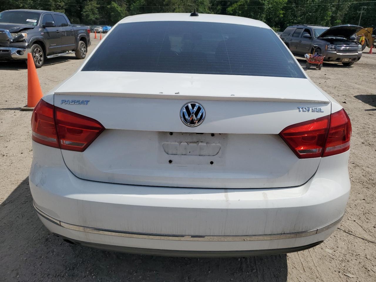 2013 Volkswagen Passat Sel VIN: 1VWCN7A31DC062184 Lot: 57056755