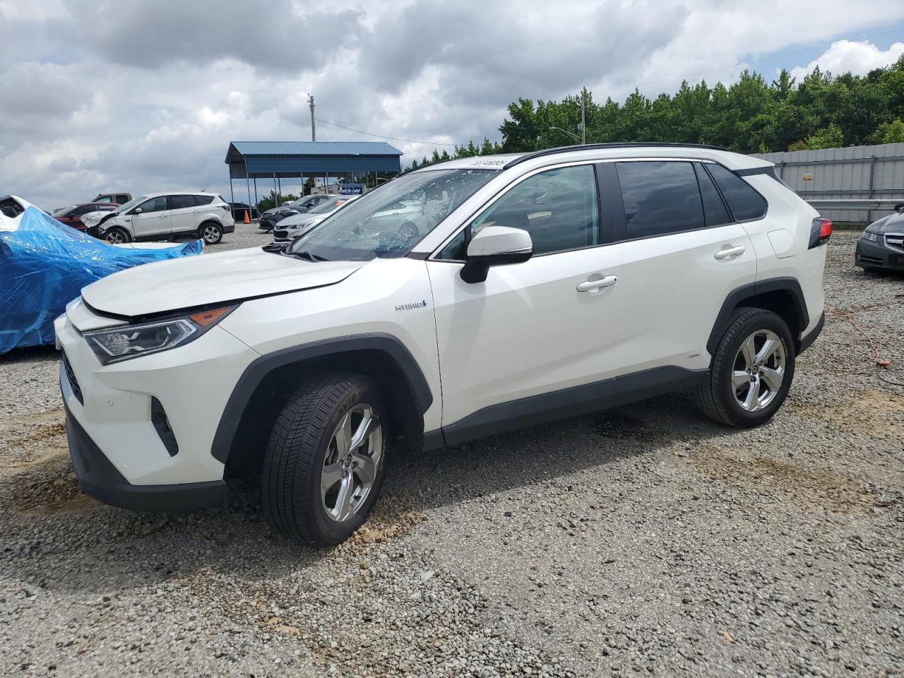 Memphis, TN에서 판매 중인 2021 Toyota Rav4 Xle Premium - Side