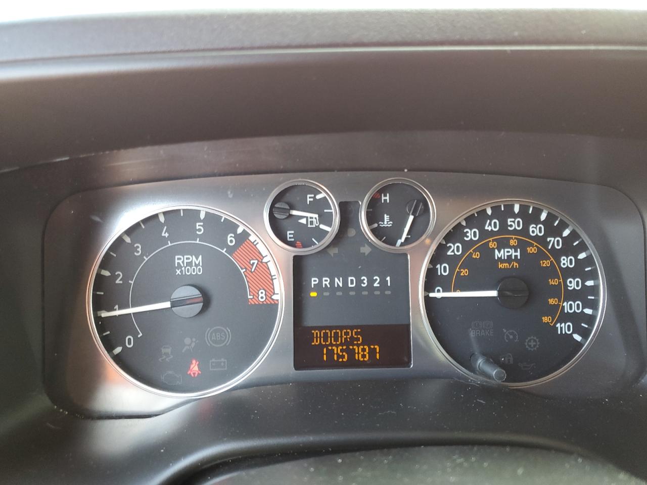2008 Hummer H3 VIN: 5GTEN13E088175097 Lot: 54189015