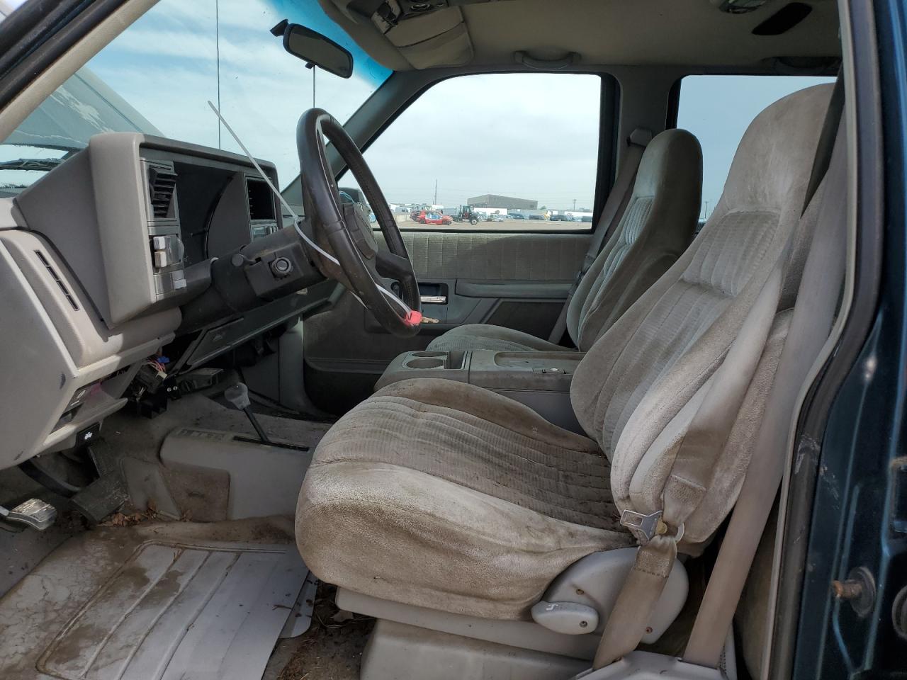 1995 Chevrolet Suburban K1500 VIN: 1GNFK16K9RJ330947 Lot: 56906735