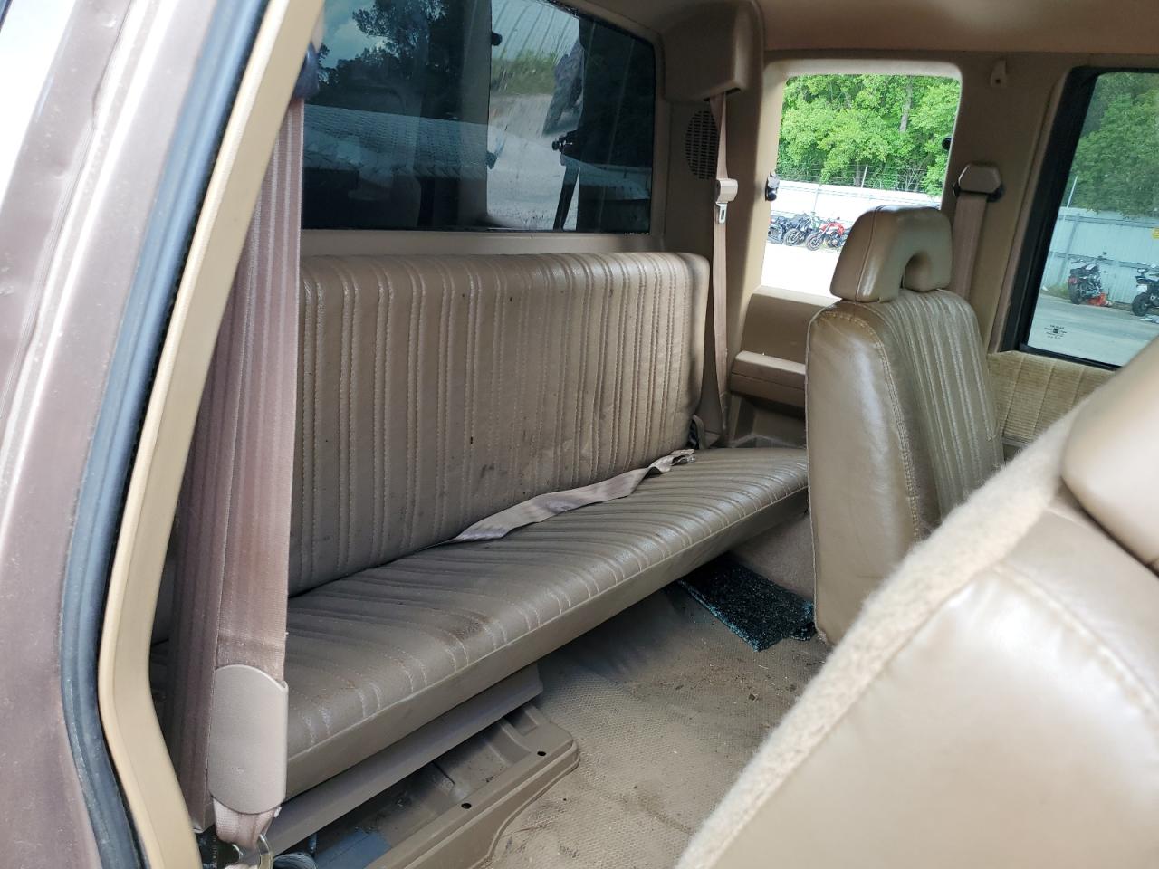 1994 GMC Sierra K1500 VIN: 2GTEK19K3R1574913 Lot: 55939635