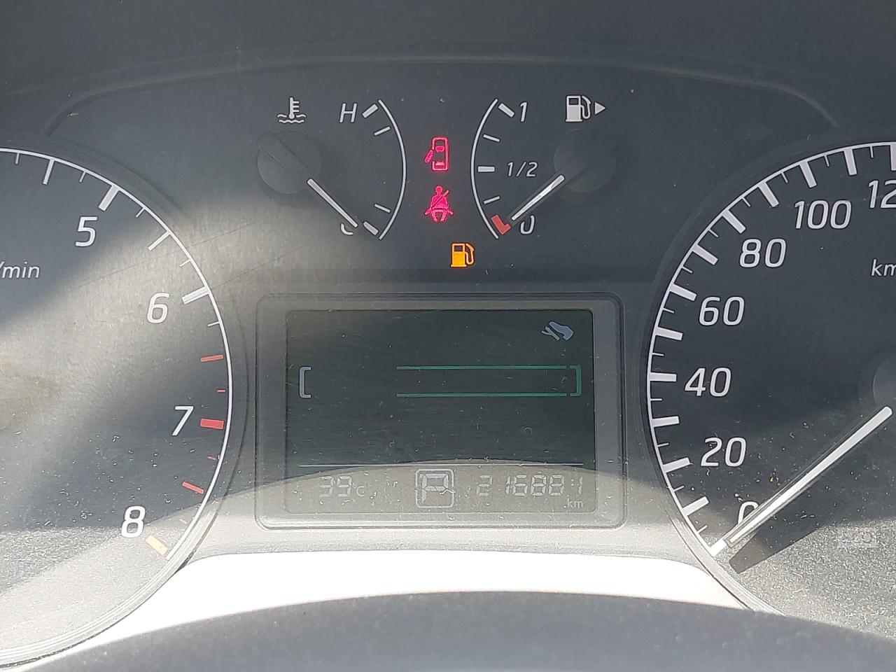 MNTBC2C91E6003380 - 2014 Nissan Tiida - #58643565