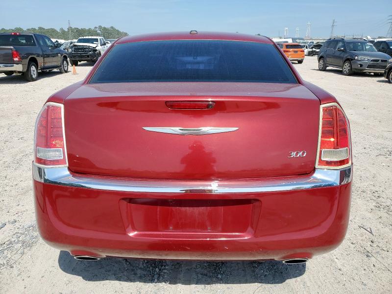  CHRYSLER 300 2013 Czerwony