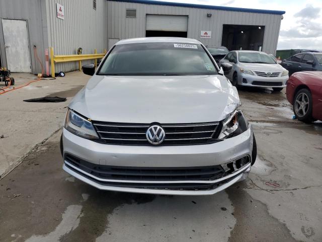 VOLKSWAGEN JETTA 2016 Srebrny