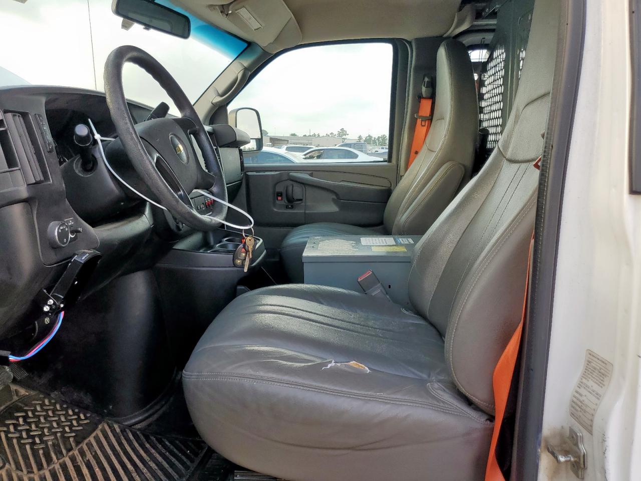 2015 Chevrolet Express G2500 VIN: 1GCWGFCF8F1194773 Lot: 57444895