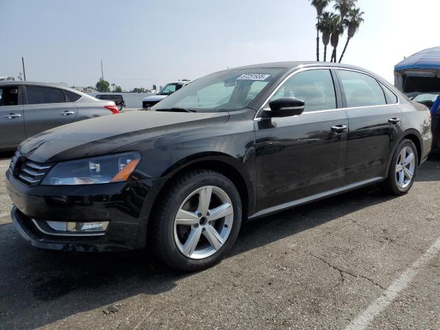 Sedans VOLKSWAGEN PASSAT 2015 Czarny