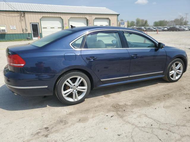  VOLKSWAGEN PASSAT 2012 Синий