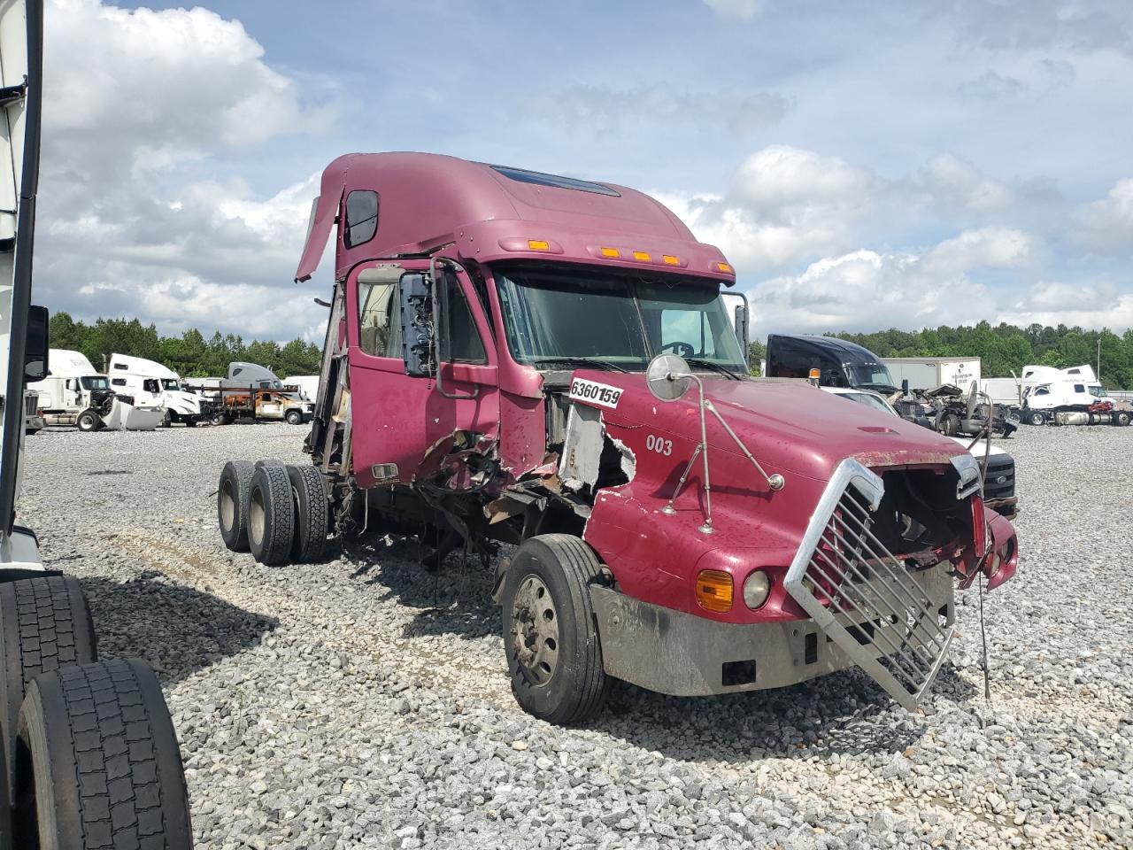 Memphis, TN에서 판매 중인 2006 Freightliner Cst120 Semi Truck - Front End
