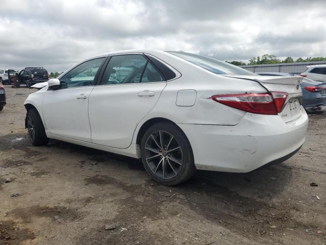  TOYOTA CAMRY 2015 Білий