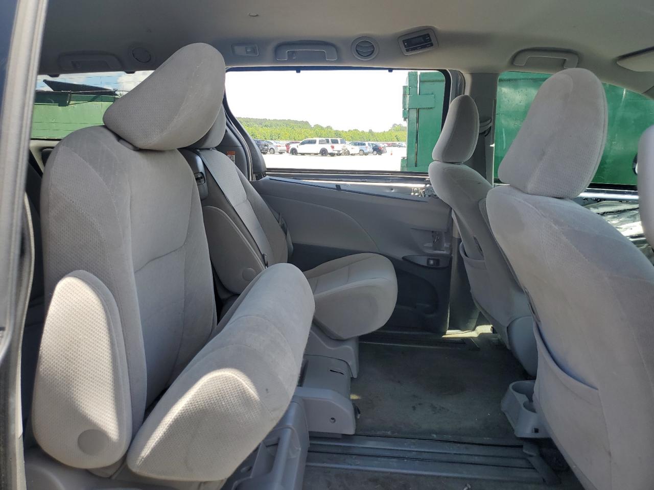 2017 Toyota Sienna Le VIN: 5TDKZ3DC1HS824229 Lot: 56461555