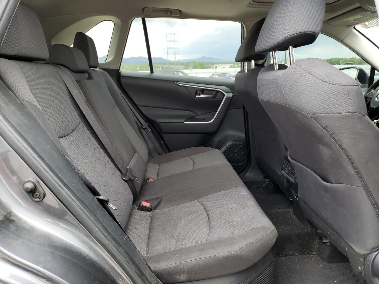 2020 Toyota Rav4 Xle VIN: JTMR6RFV9LD002551 Lot: 58908065