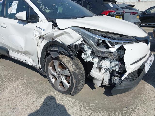 2017 TOYOTA C-HR ICON