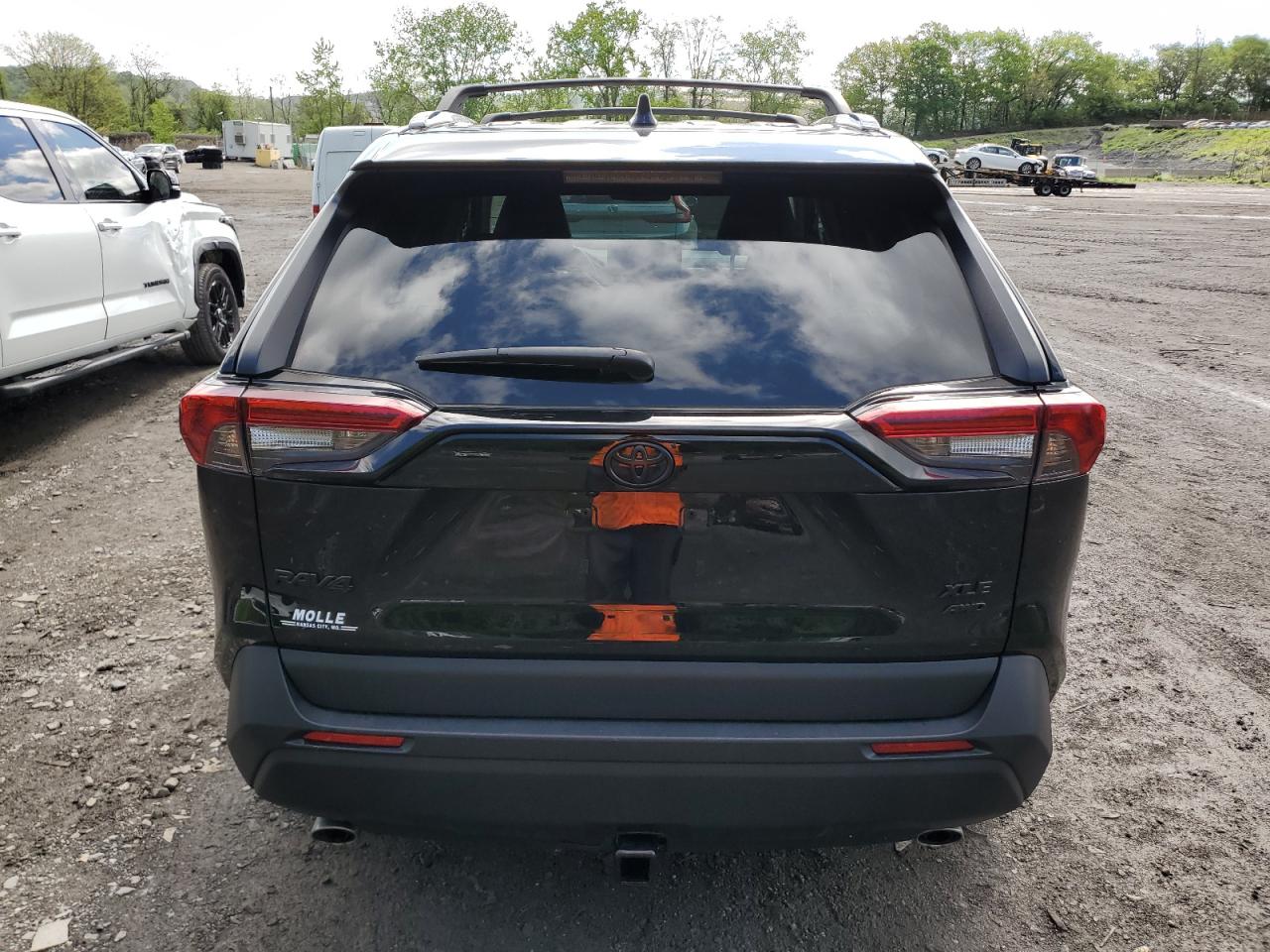 2024 Toyota RAV 4 - Image 6
