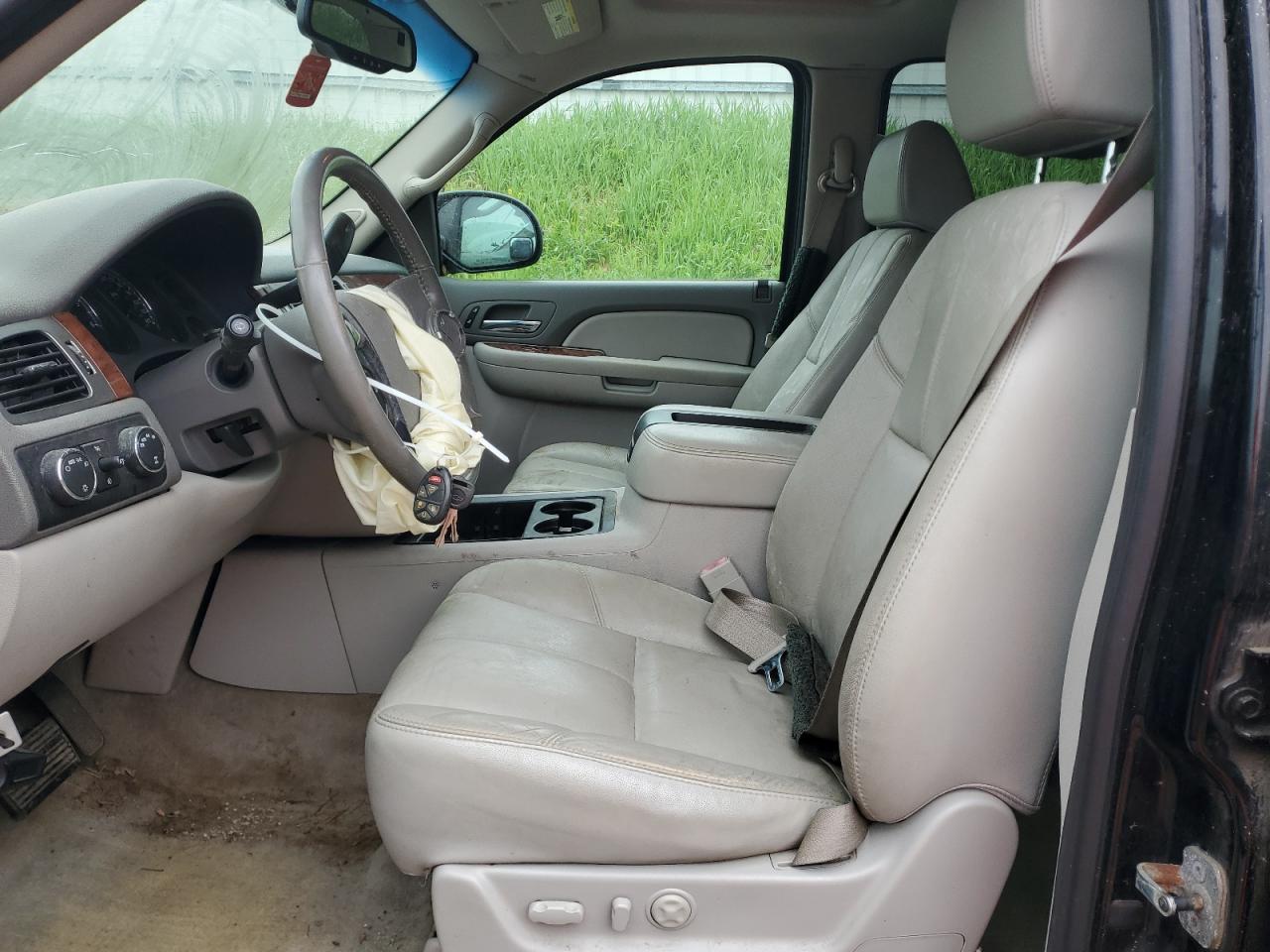 2007 Chevrolet Suburban K1500 VIN: 1GNFK16337R404872 Lot: 57866605