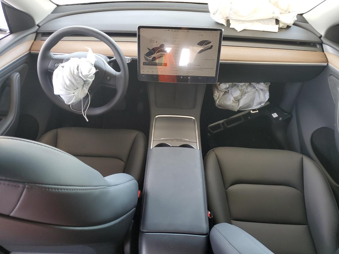2025 Tesla Model Y VIN: 7SAYGDED3SA374902 Lot: 57387695