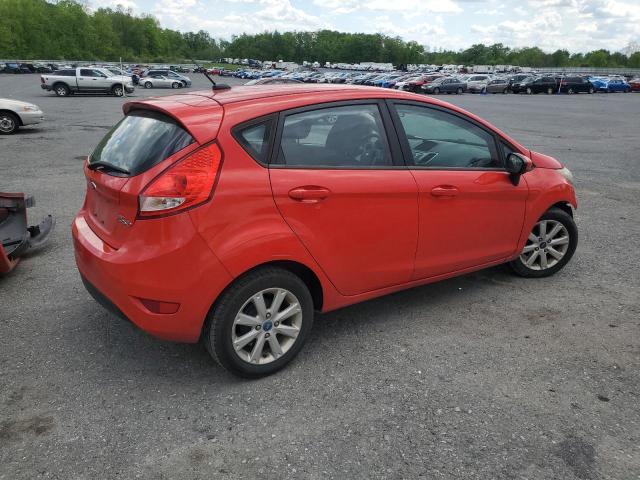 Хэтчбеки FORD FIESTA 2012 Красный