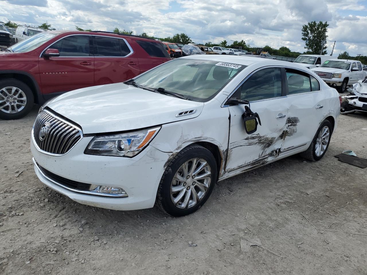 2014 Buick Lacrosse for Sale in Kansas City, KS - Front End