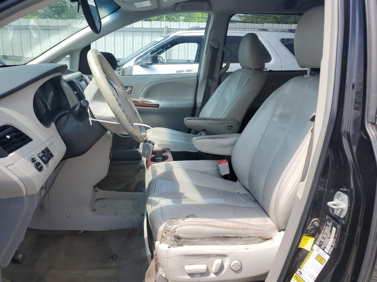 2013 Toyota Sienna Xle VIN: 5TDYK3DC4DS350625 Lot: 57234905