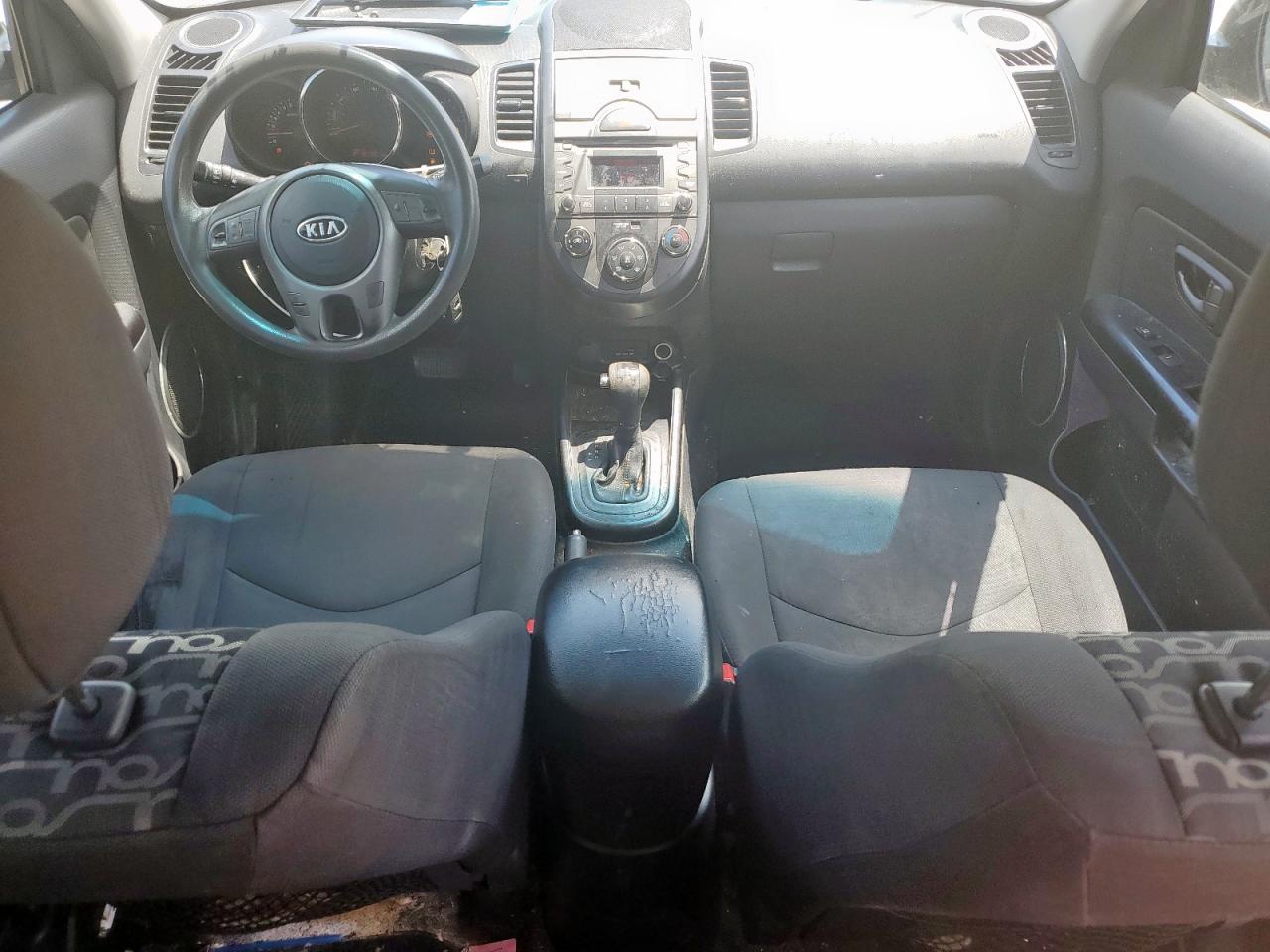 2011 Kia Soul + VIN: KNDJT2A25B7237343 Lot: 55608615