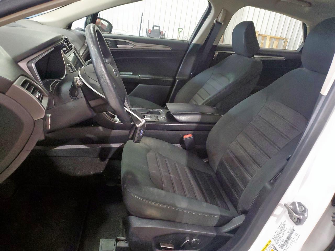 2020 Ford Fusion Se VIN: 3FA6P0LU7LR263567 Lot: 54025985