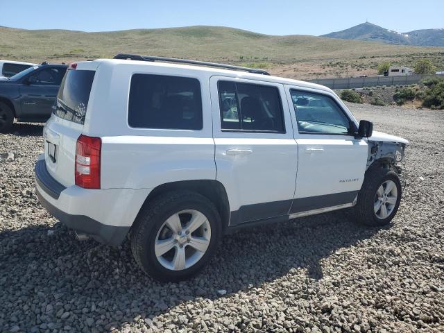  JEEP PATRIOT 2017 Белы