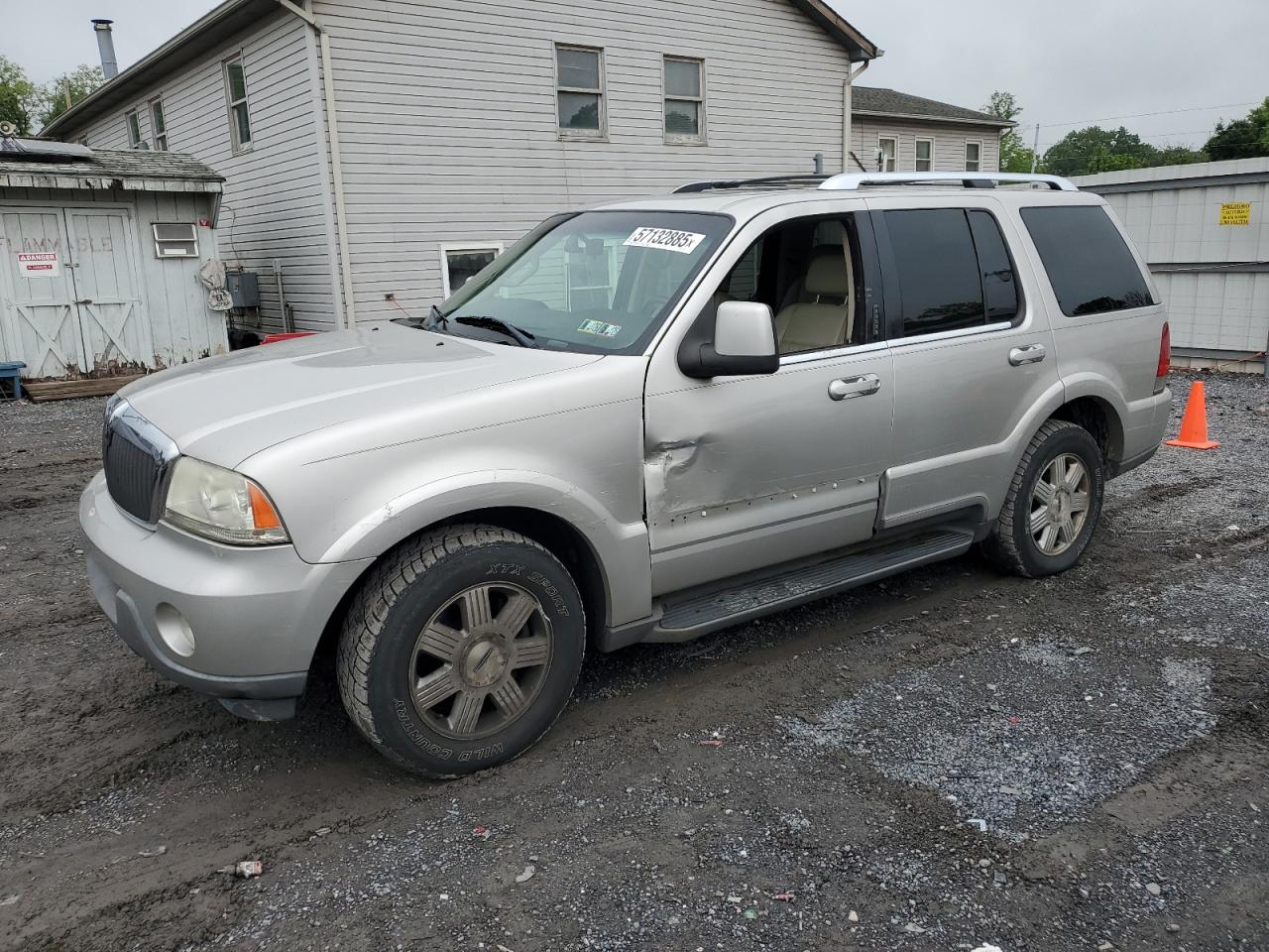 2003 Lincoln Aviator for Sale in York Haven, PA - Side