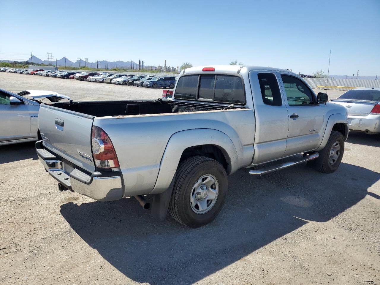 2011 Toyota Tacoma Prerunner Access Cab VIN: 5TFTU4GN6BX010584 Lot: 57284685