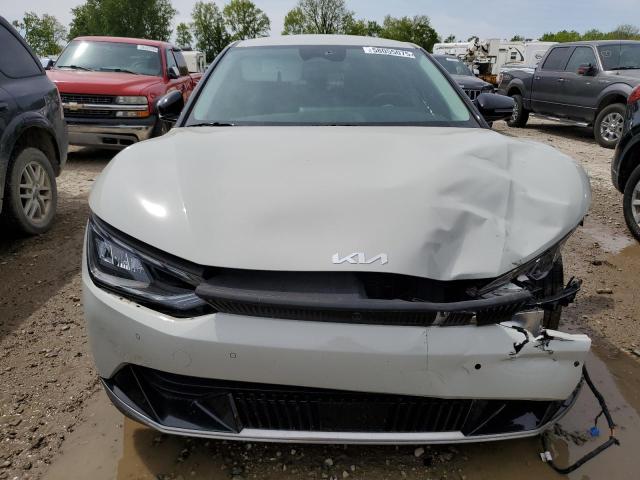  KIA EV6 LIGHT 2022 Кремовый