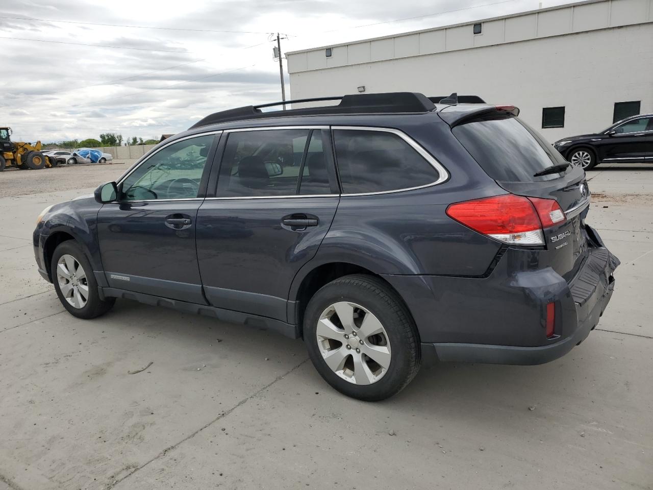 2011 Subaru Outback 2.5I Limited VIN: 4S4BRCKC8B3370195 Lot: 56891635