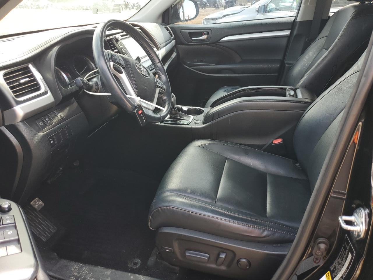 2018 Toyota Highlander Se VIN: 5TDKZRFH9JS544916 Lot: 58340405