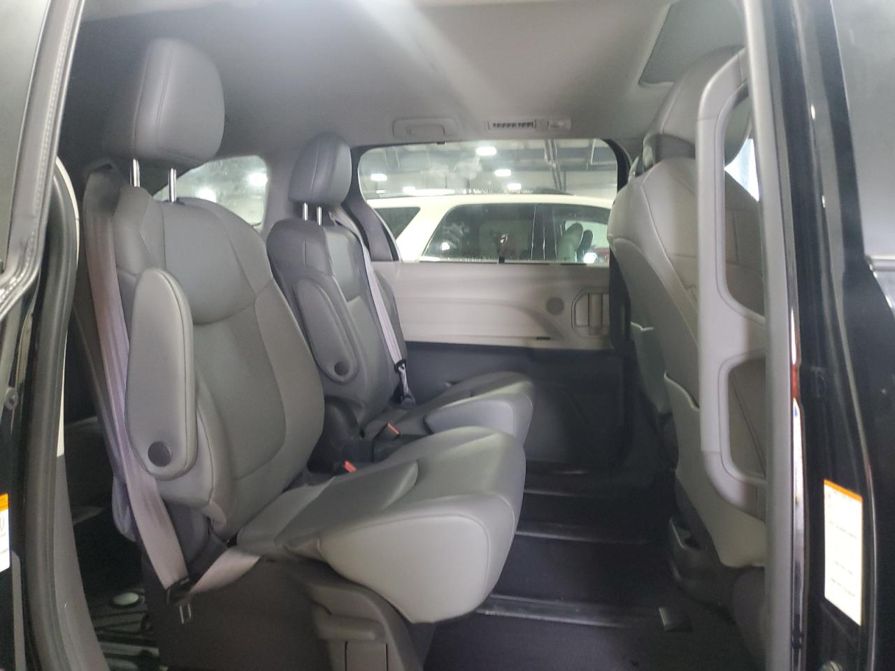 2021 Toyota Sienna Xle VIN: 5TDYRKECXMS024686 Lot: 56990895
