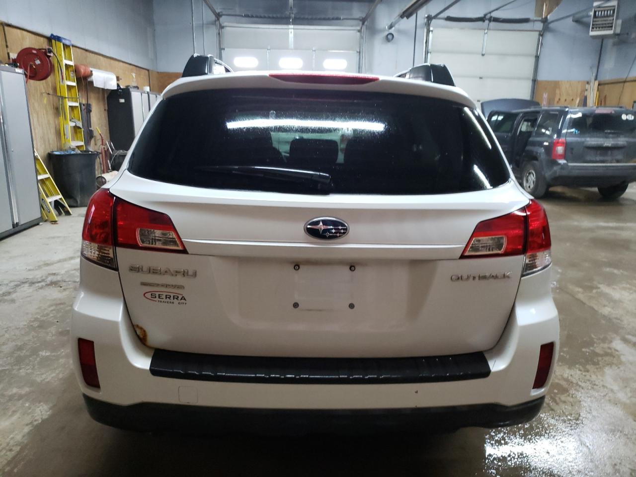 2010 Subaru Outback 2.5I Premium VIN: 4S4BRCGC3A3383539 Lot: 56285995
