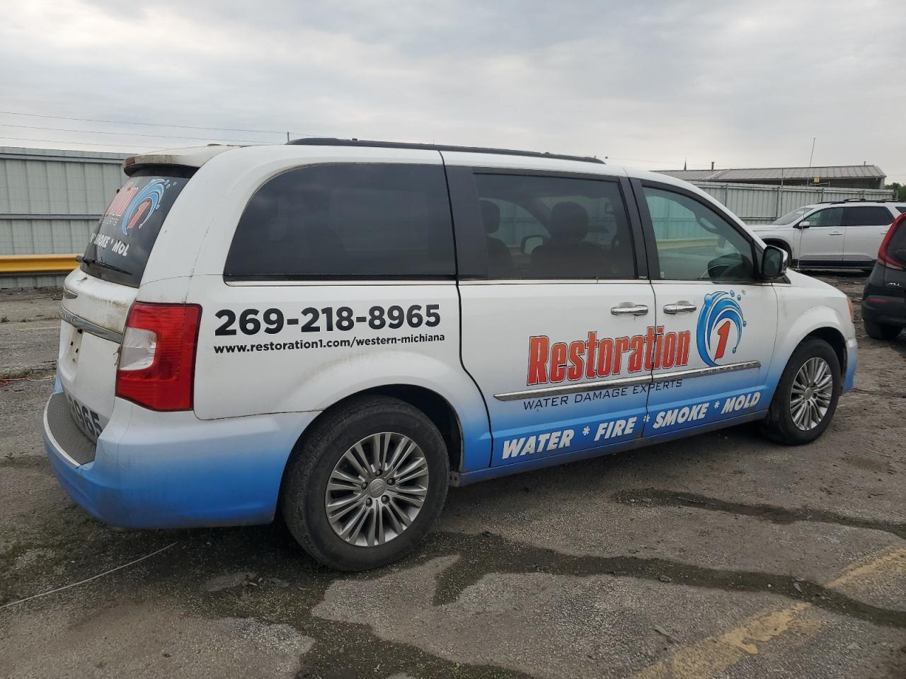 2013 Chrysler Town & Country Touring L white null flexible 2C4RC1CG2DR767857 photo #4