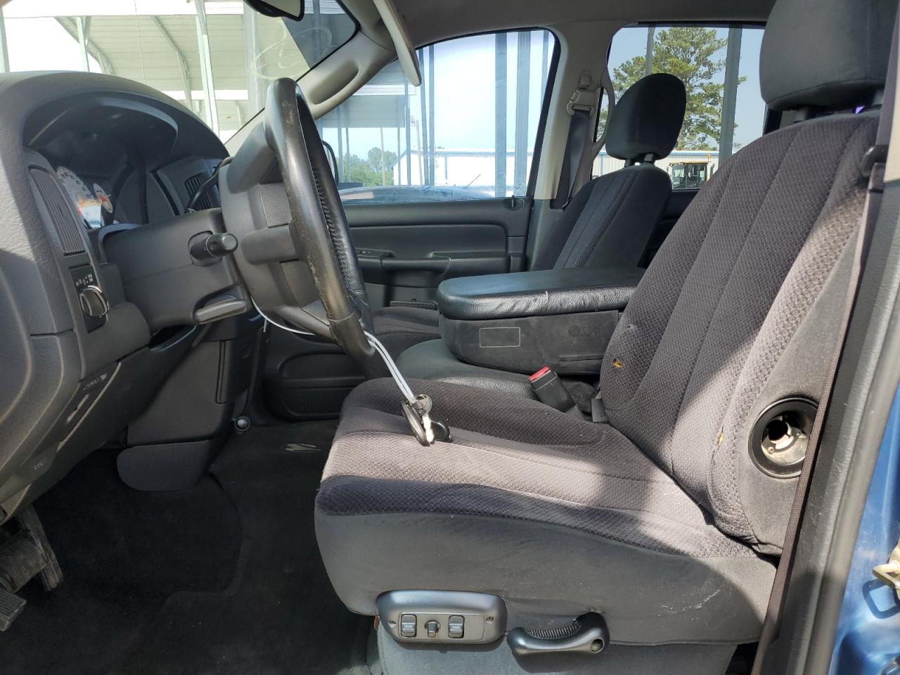 2004 Dodge Ram 1500 St VIN: 1D7HA18D44S784356 Lot: 57022485
