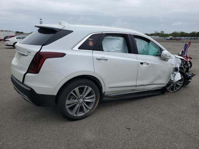  CADILLAC XT5 2024 Biały