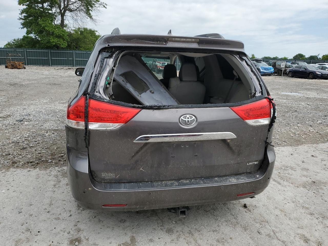 2011 Toyota Sienna Xle VIN: 5TDYK3DC1BS166482 Lot: 58481485