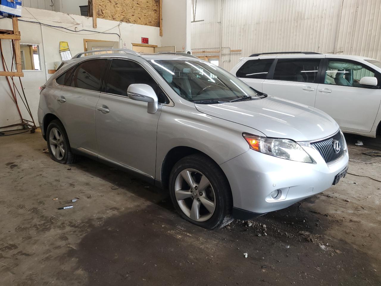 2010 Lexus RX - Image 4